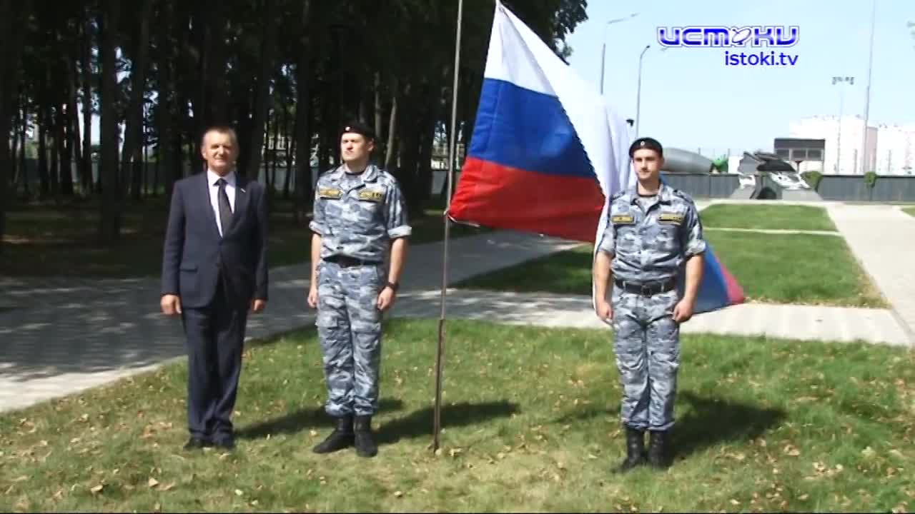 Сегодня Россия отмечает День государственного флага.