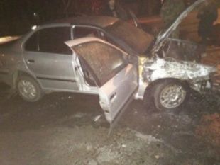 В Болхове вчера вечером сгорел автомобиль