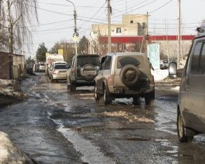 Ямы да ухабы! Наша съемочная группа проехалась по "убитым" дорогам города