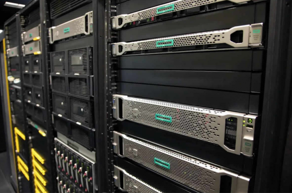 HPE ProLiant DL380 Gen10: до сих пор лучший универсальный сервер в 2025 году?