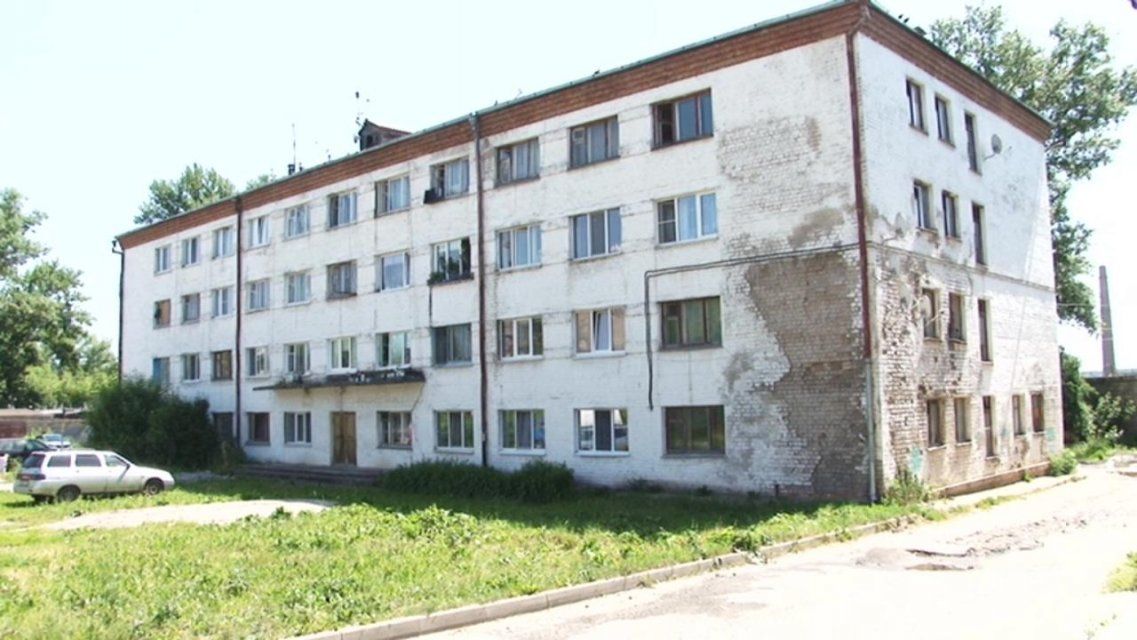 После сюжета «Истоков» в Орле обратили внимание на разрушающееся общежитие 
