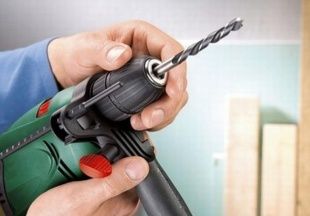 В Орловском районе подросток похитил электроинструменты у пенсионера