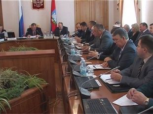 На прием к депутатам вне очереди