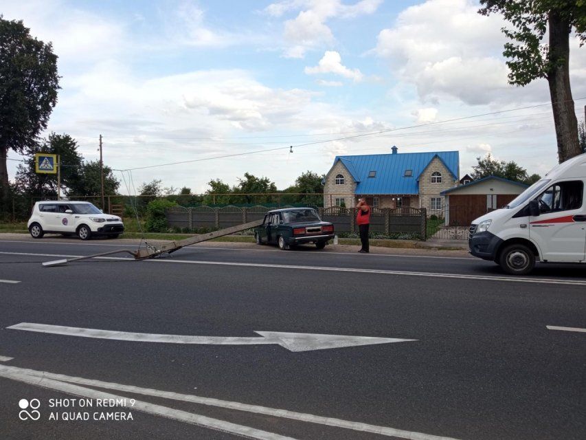 Под Орлом водитель на «ВАЗ» влетел в столб