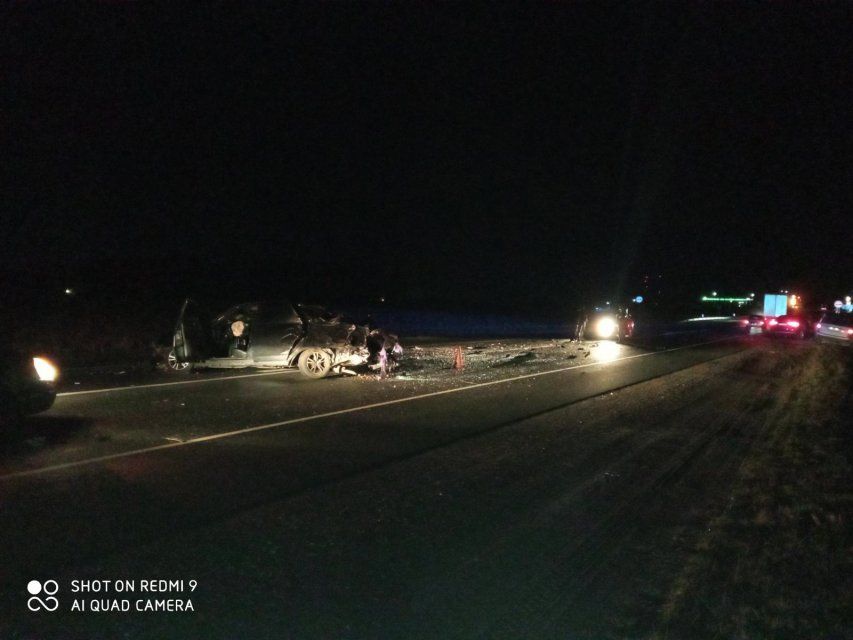 Под Орлом водитель на «Ладе» врезался в «КАМАЗ», а потом протаранил «Ауди Q3»