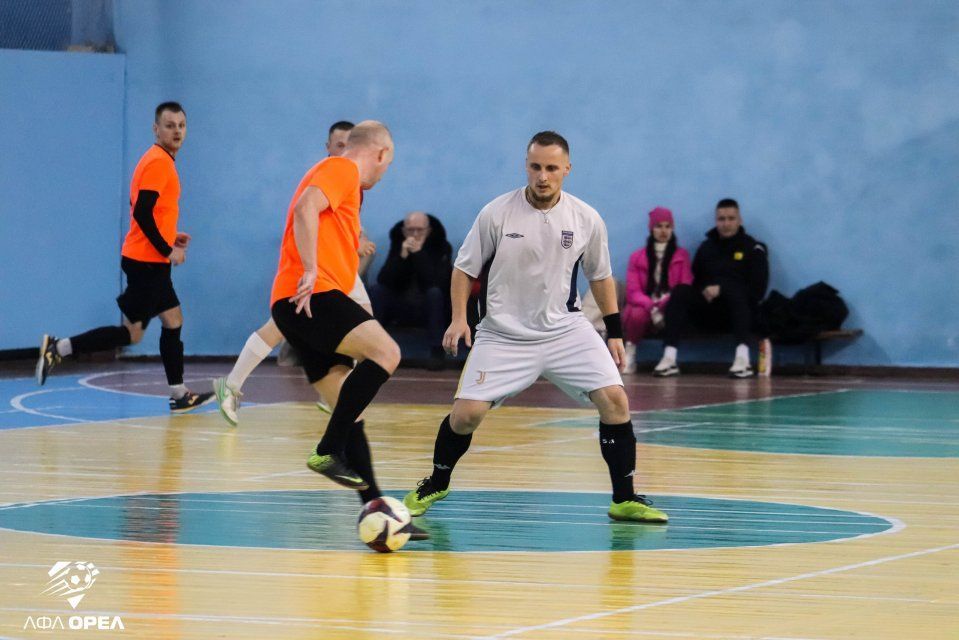 Завтра пройдут игры турниров по мини-футболу