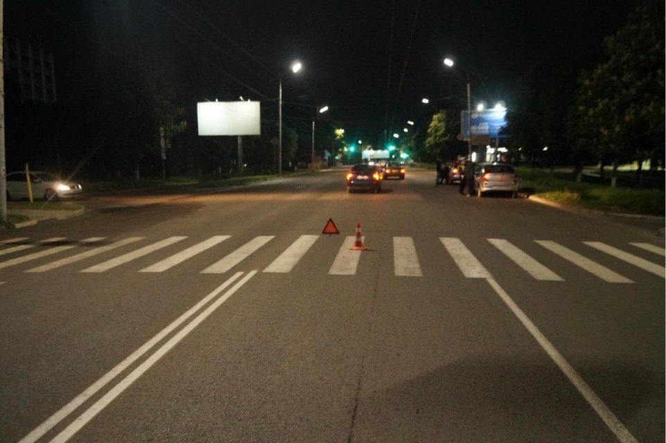 Снова ДТП с пешеходом на Наугорском шоссе: 61-летнюю орловчанку сбили на зебре