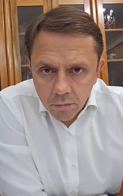 Клычков обсуждает с операторами сотовой связи пересмотр тарифов