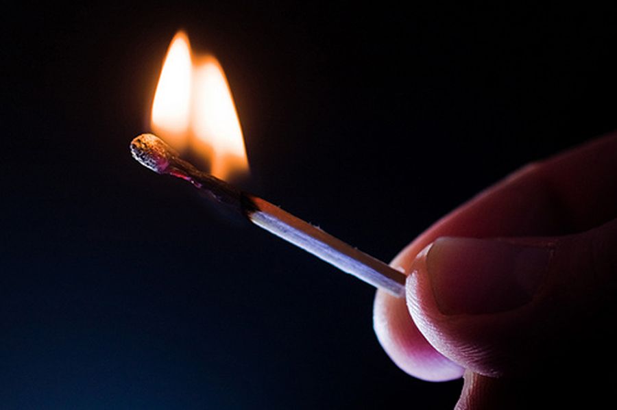 Камеры видеонаблюдения помогли орловской полиции найти поджигателя авто