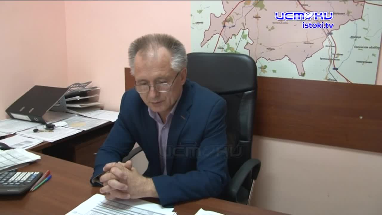 Они сами чистят снег, засыпают ямы и чинят домофон. Жители многоквартирного дома в Плещеево жалуются на работу управляющей компании