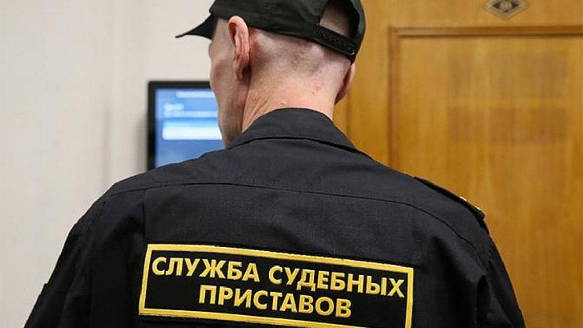 Массовый рейд: за сутки у орловчан арестовали имущество на 400 тысяч рублей