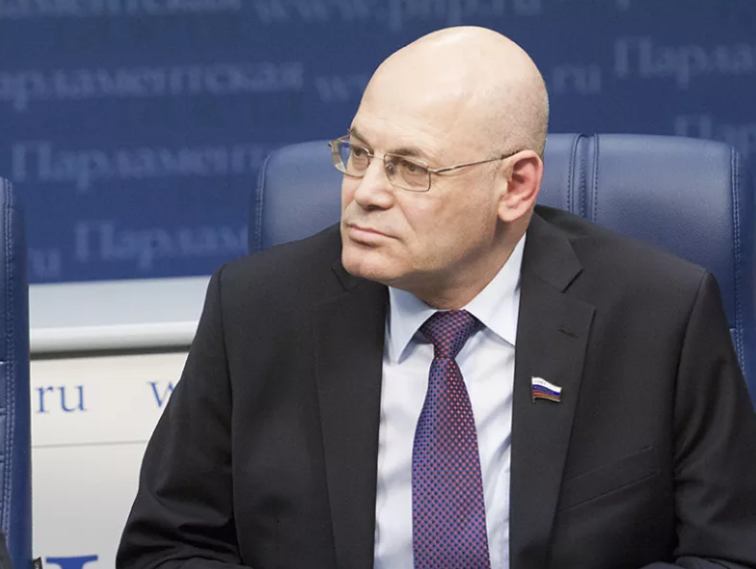 Владимир Круглый предположил, что новый штамм COVID-19 уже может быть в России