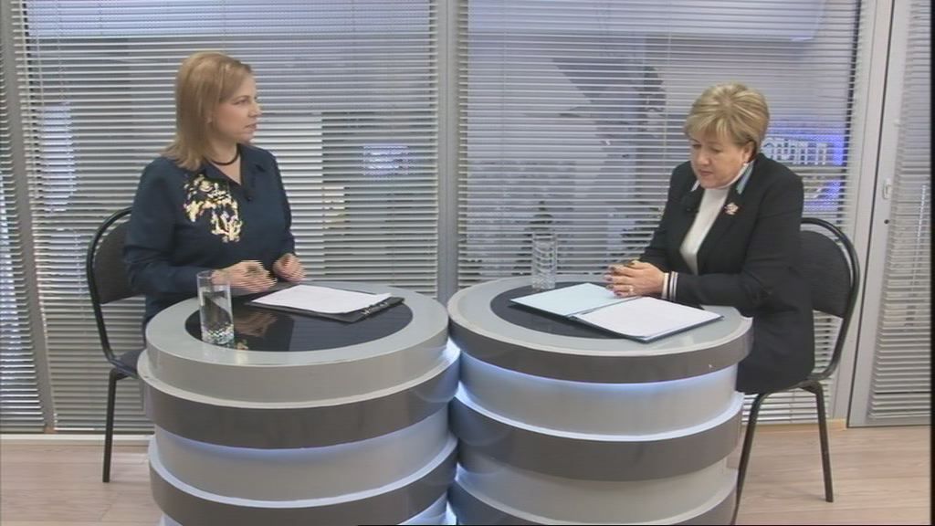 Завтра на нашем канале смотрите программу "Вечерний гость"