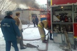 Пожар в Орловской области: житель одной из деревень остался без крыши над головой