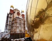 Орловского студента подозревают в краже лебедей, а экс-преподаватель вуза руководил нарколабораторией. Новости за 90 секунд