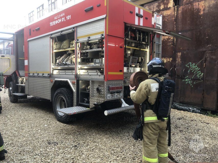 Накануне днем в Орле произошел пожар в ресторане «Шари Вари»