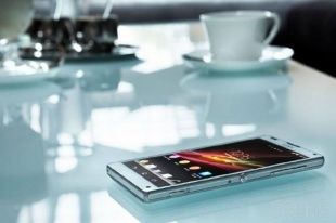 Житель Ливен присвоил телефон, забытый посетительницей кафе