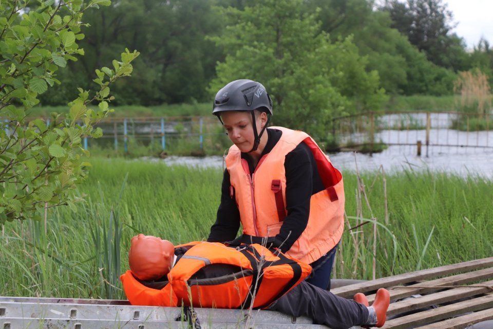 Юные орловчане показали свои навыки в поисково-спасательных работах