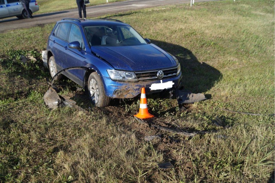 Под Орлом машина с трассы улетела в кювет: пострадал ребенок