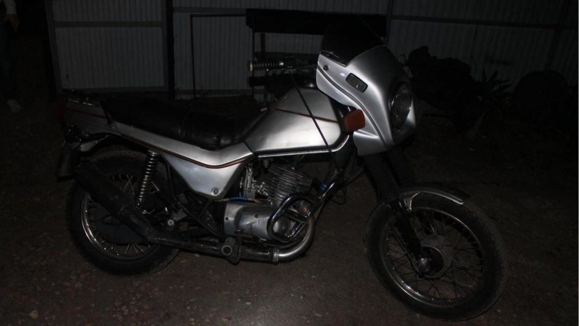 Без прав и мотошлема: в Орловской области юный байкер сбил подростка