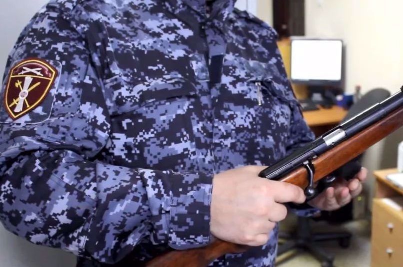 Почти 700 орловчан нарушили правила оборота оружия