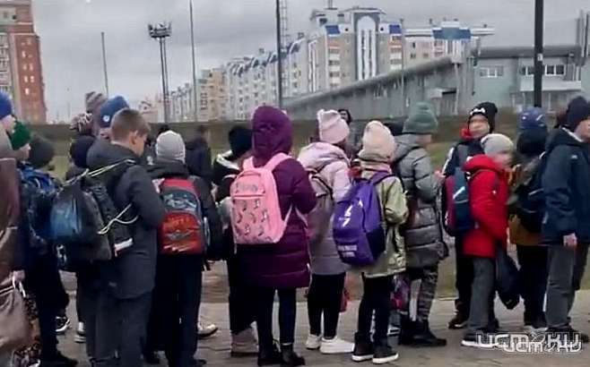 В Орле вновь эвакуируют школы из-за сообщений о минировании