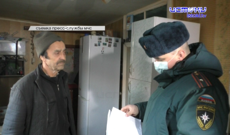 Предупредить и обезвредить. Сотрудники орловского МЧС проводят профилактические рейды в частных секторах