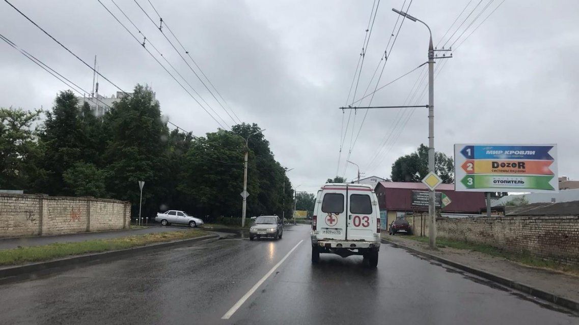 В Орле на вызовы к больным ездит ржавая скорая