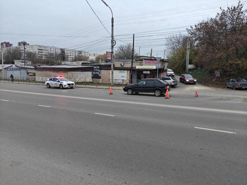 Юная орловчанка за рулем легковушки сбила мужчину