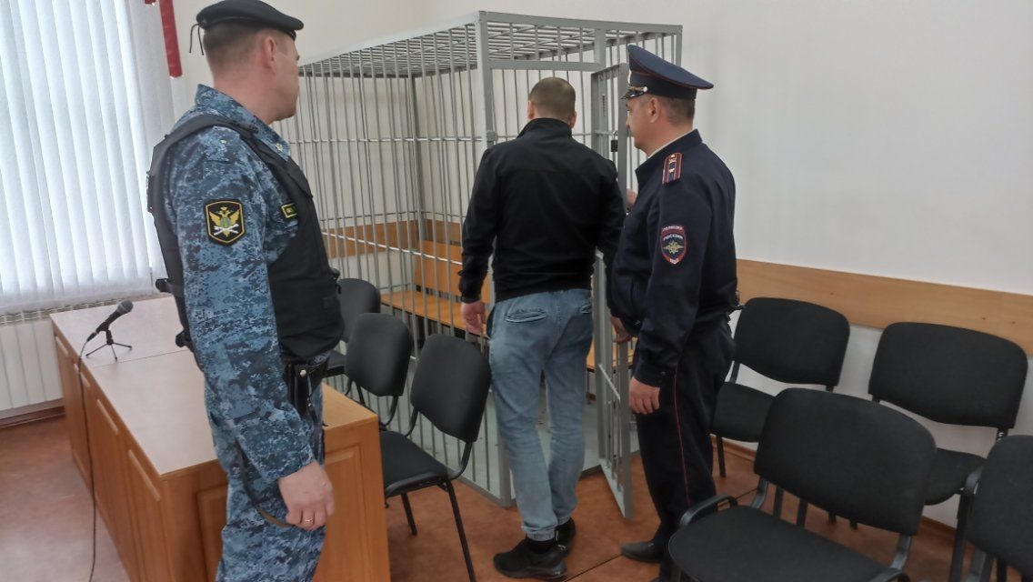 Полгода работ нерадивому отцу 