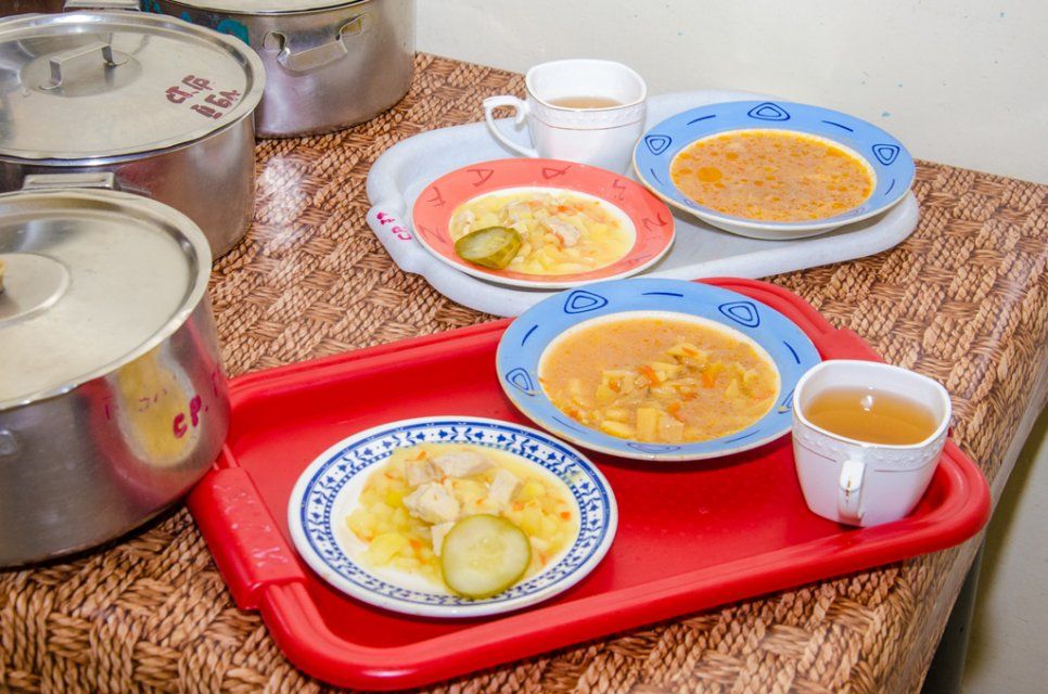 Во Мценске задолжали почти 2 млн рублей поставщикам продуктов для школ 