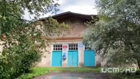 Прокуратура обязала чиновников отремонтировать разрушающийся ФАП в д. Пальчиково в Болховском районе