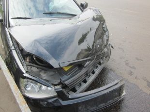 В Орле столкнулись иномарка и «Лада»