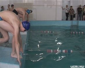 Фестиваль «Наши надежды» собрал пловцов трех городов