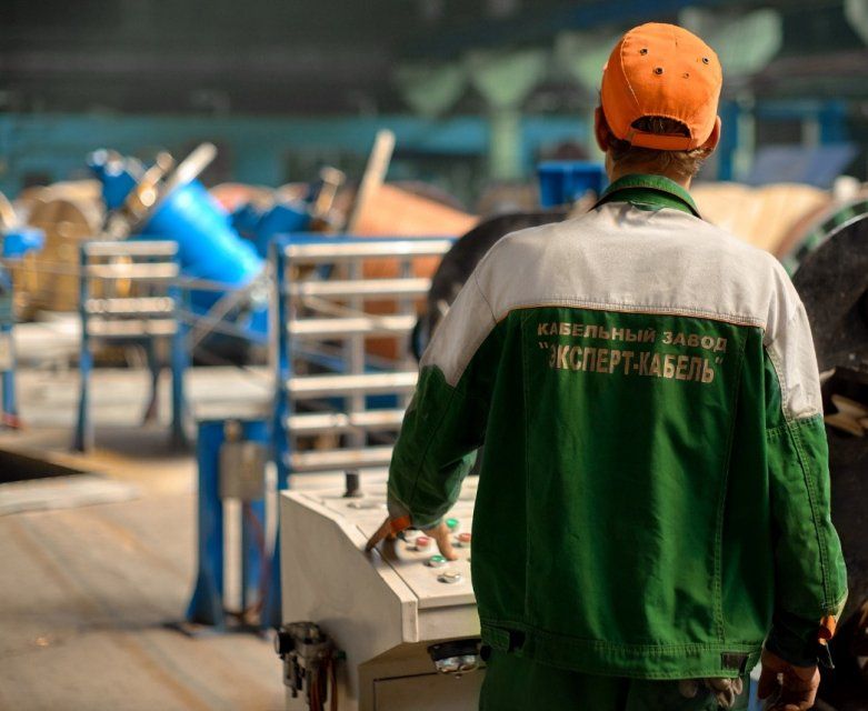 Увольнять или инвестировать? Как компании теряют будущее в погоне за экономией