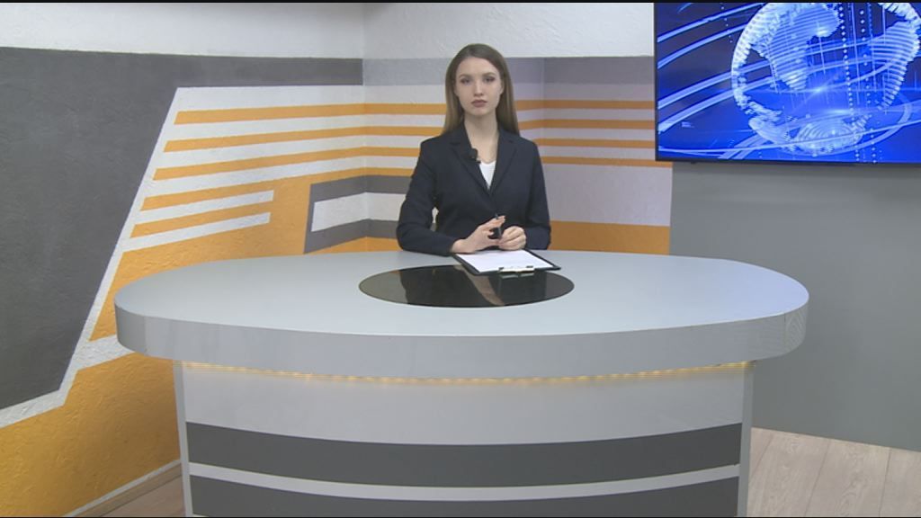 Взгляды УК и орловчан на уборку дворов от снега разнятся, парламентарии раскритиковали решение Клычкова о повышении тарифа на капремонт и главный врач региона на день стал волонтером. Об этом и не только в 19:00 в программе "Оперативный эфир"