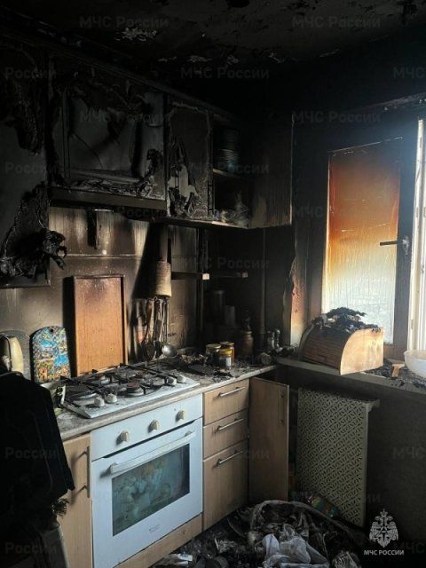 В Орле из-за короткого замыкания в холодильнике пришлось эвакуировать двух подростков