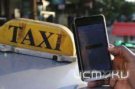 В Орле мужчина украл у таксиста гаджет В Орле мужчина украл у таксиста гаджет