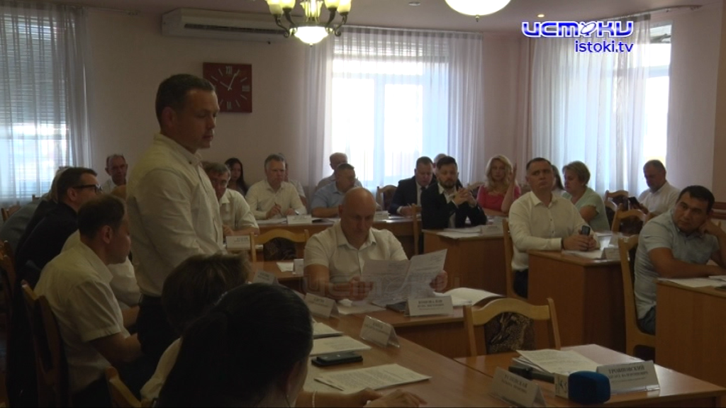 Долги, мусор и сервитут 