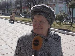 Как часто орловчане ходят в театр? 