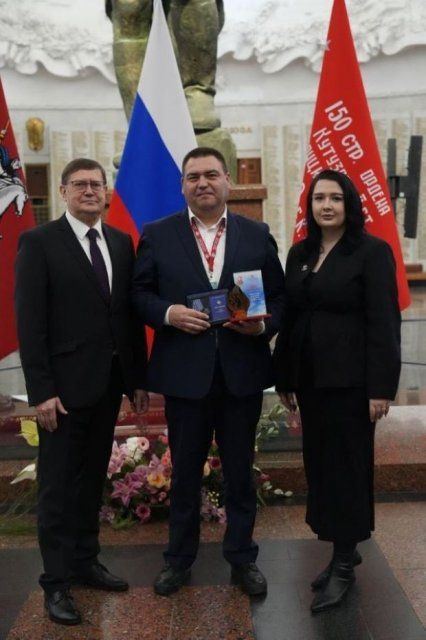 Главврача орловской больницы наградили медалью