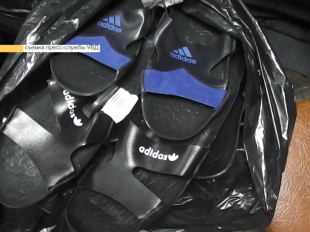 Новости за 90 секунд: в Орле продают контрафактную одежду и косметику, сотрудники МЧС готовятся к новогодним праздникам и уже скоро в городе пройдет турнир по современным танцам