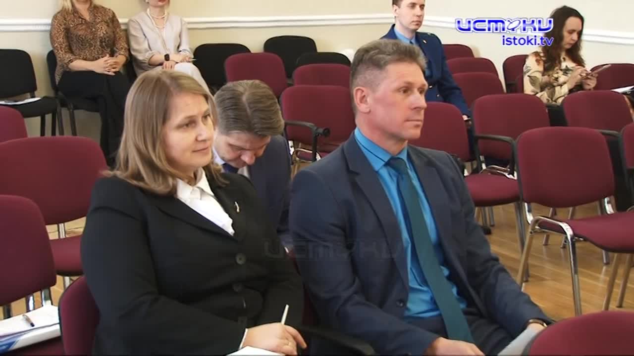 В орловском парламенте состоялось 26-е заседание комитета по законодательству, государственному строительству, правопорядку и депутатской деятельности...