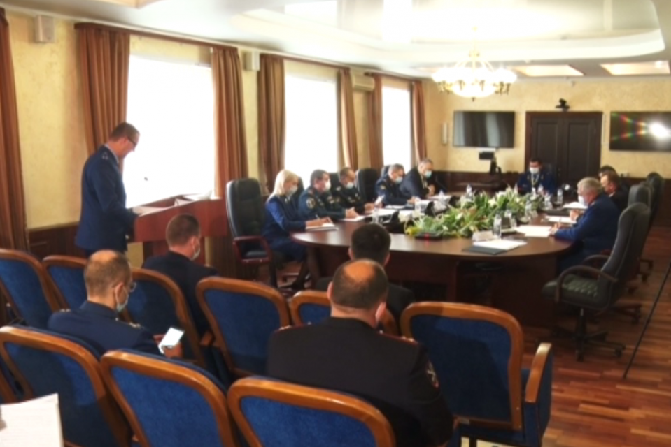 Громкие коррупционные скандалы последних месяцев на контроле прокуратуры. В надзорном ведомстве обсудили, как бороться с коррупцией во властных кругах Орловщины