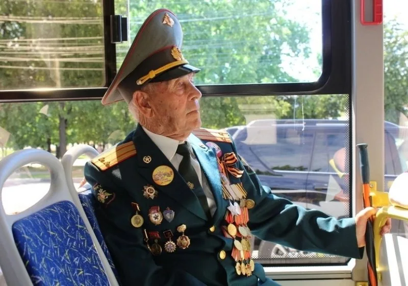 Ветераны Великой Отечественной войны смогут бесплатно ездить в общественном транспорте Орловской области в период празднования Дня Победы