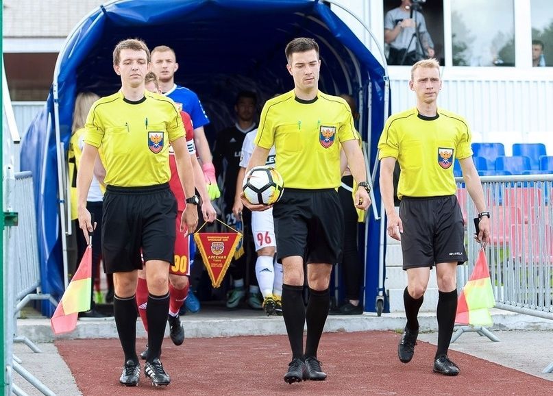 Завершено уголовное дело о договорных матчах, по итогам которого орловский арбитр пожизненно отстранен от футбола