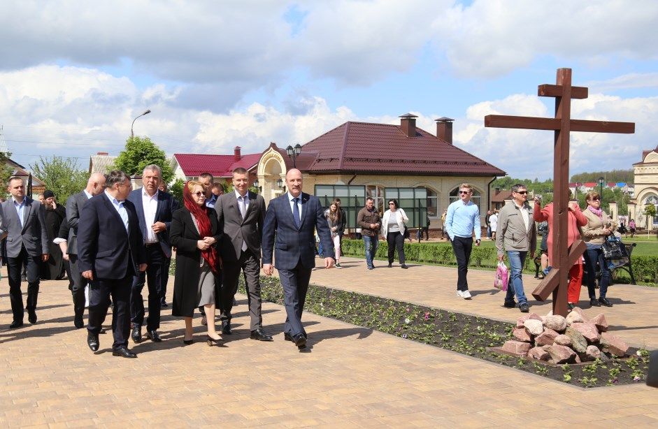 Православный праздник на Орловщине посетила министр здравоохранения РФ Вероника Скворцова