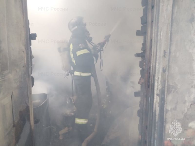 В Ливнах из-за пожара были эвакуированы 75 человек 