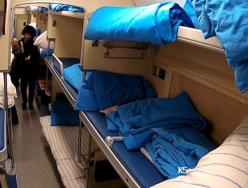 Рецидивист из Ингушетии в поезде украл у орловчанина дорогостоящий гаджет