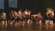 Танцевальная феерия, 17 ярких номеров и сотни восторженных зрителей: отгремел отчетный концерт орловского «Тодеса»